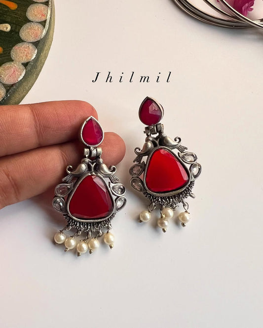 Hoor Ear Candy