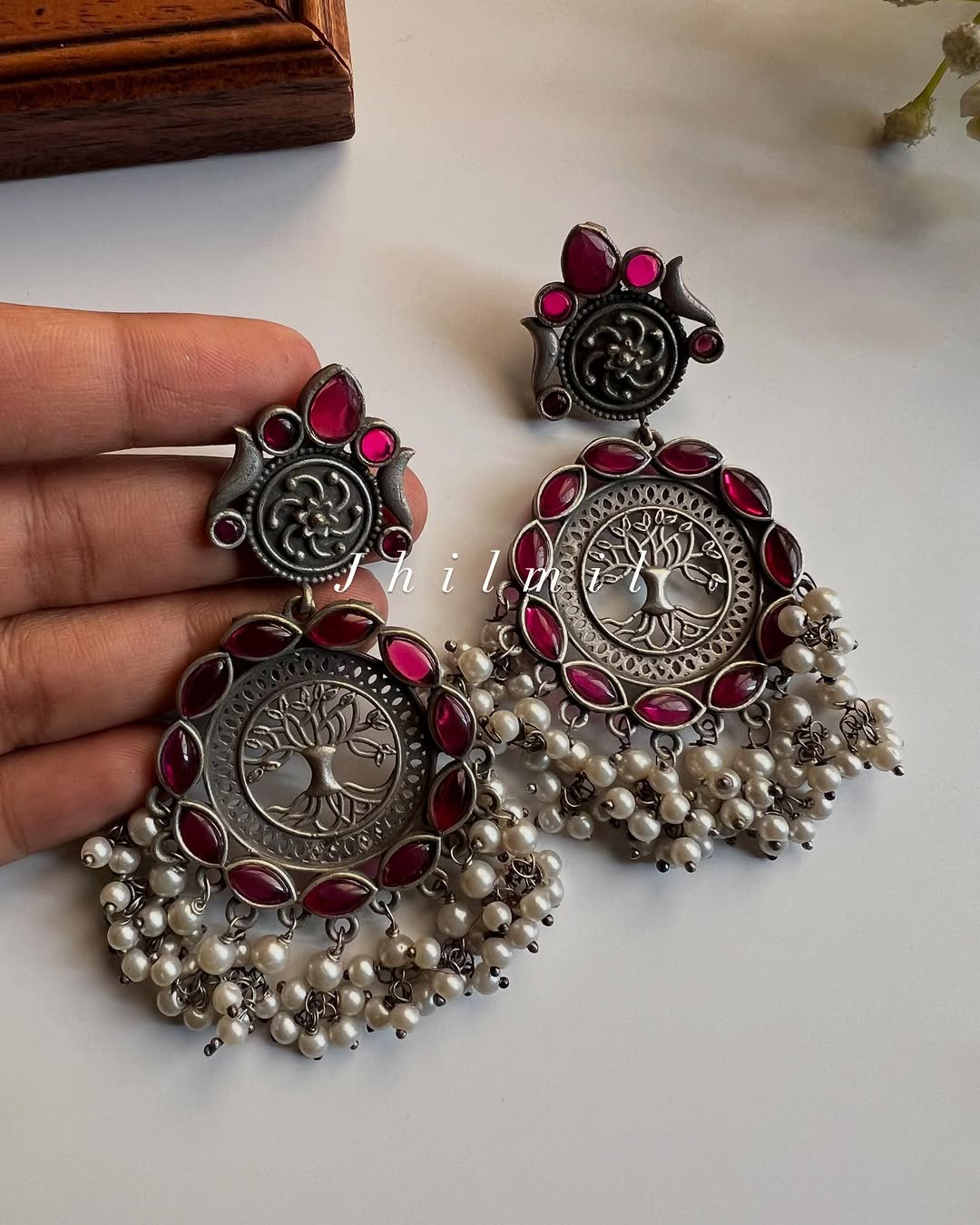 Tree Motif Ear Candy