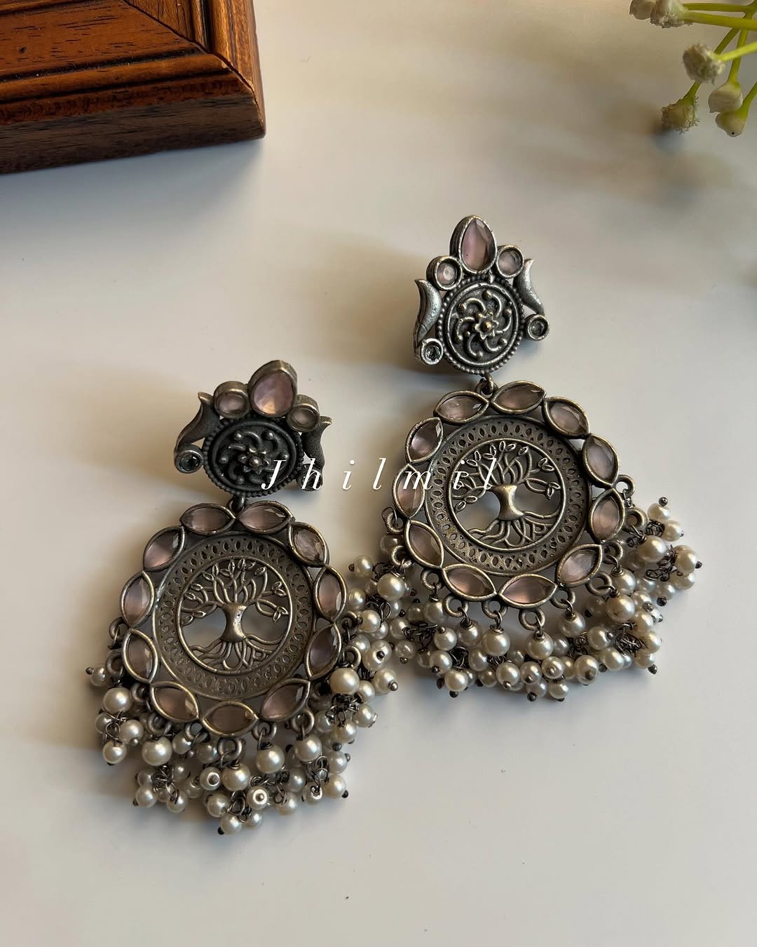 Tree Motif Ear Candy