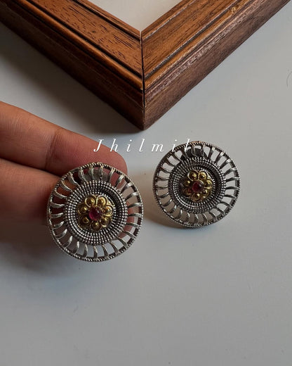Circled Dual Tone Studs